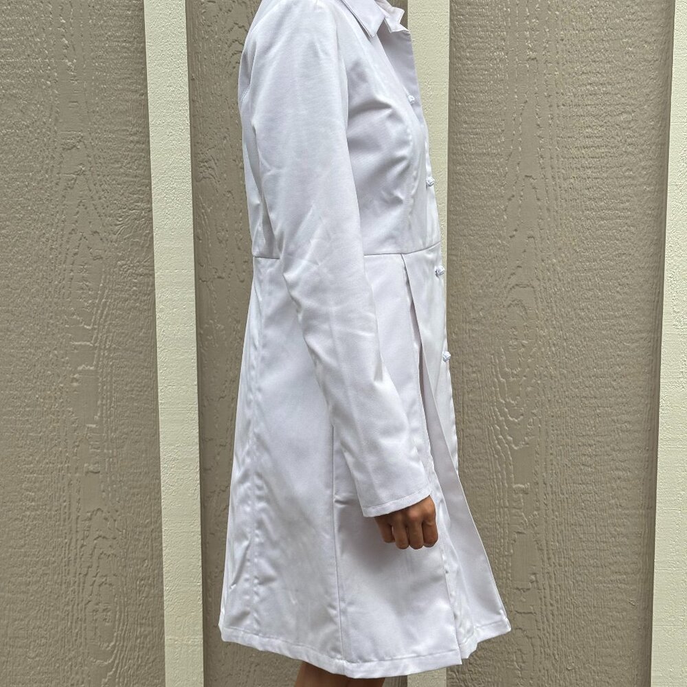 Figs Premium Lab Coat - Picture 2 of 4